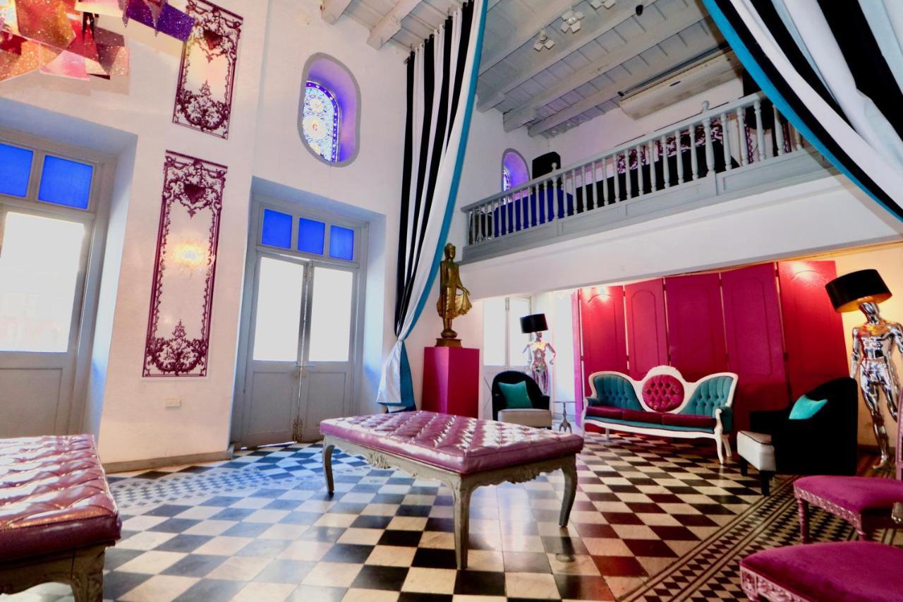 Monastery Art Suites 圣胡安 外观 照片